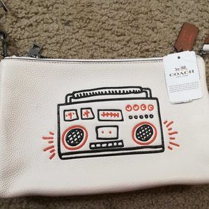 NWT Coach Keith Haring  Pebbled leather Crossbody